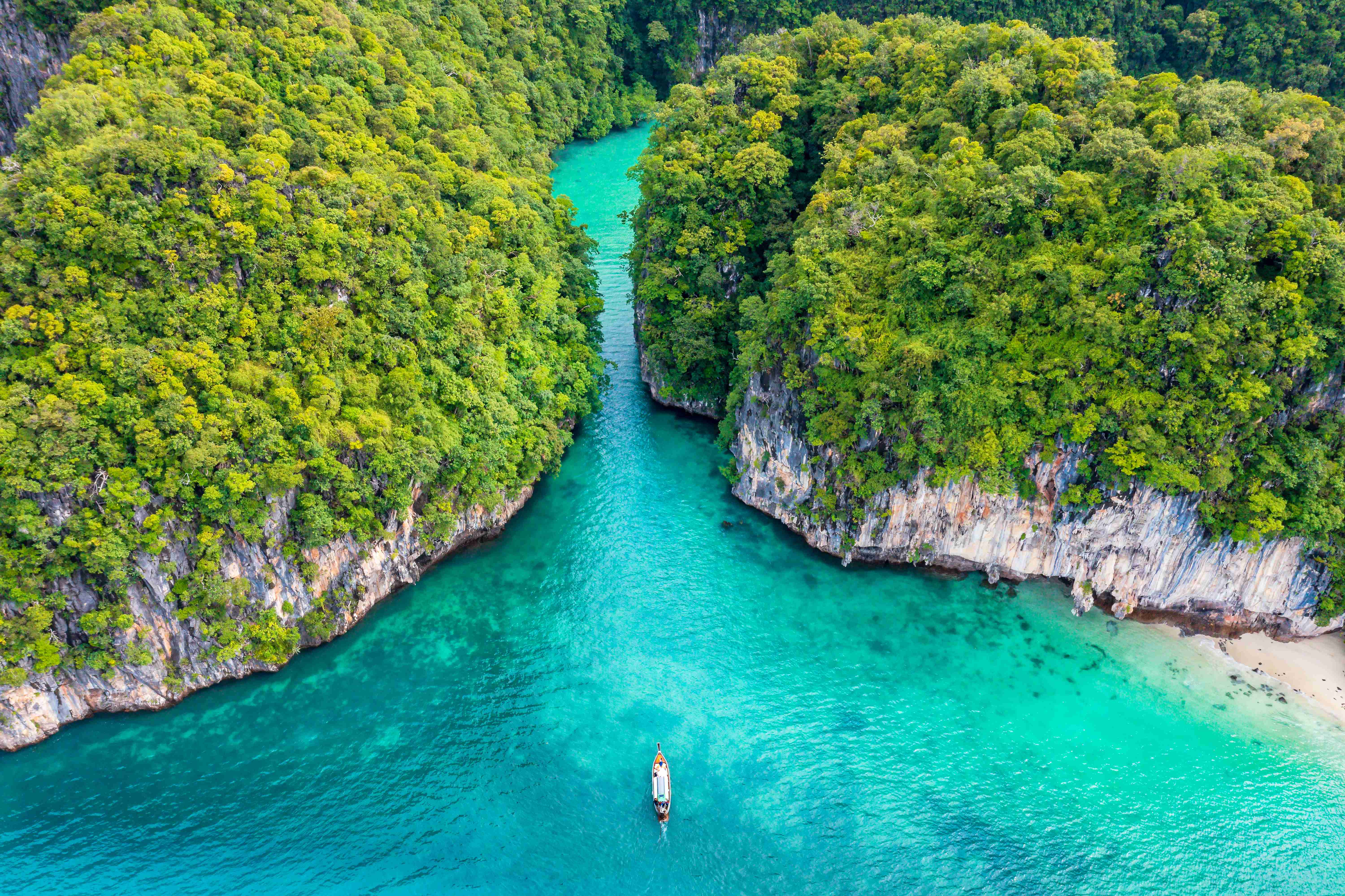 ททท. เผยข่าวดี สายการบิน LOT Polish Airlines เตรียมเปิดเส้นทางบินตรง “กรุงวอร์ซอ–กรุงเทพฯ” เสริมศักยภาพการเชื่อมต่อจากยุโรปกลางและยุโรปตะวันออก พร้อมตอกย้ำศักยภาพกรุงเทพฯ ในฐานะจุดหมายปลายทางระดับโลก