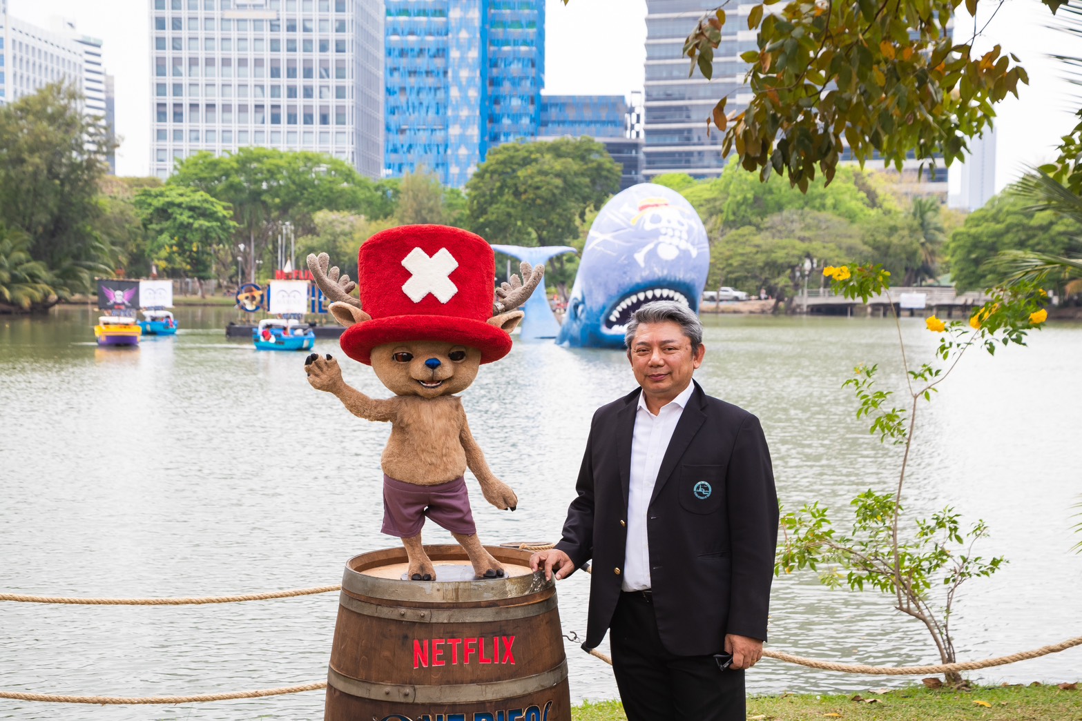  ททท. ร่วมกับ Netflix และกรุงเทพมหานคร จัดใหญ่ “GRAND LINE IN THAILAND” เนรมิตสวนลุมพินีสู่โลกวันพีซ ตอกย้ำภาพลักษณ์กรุงเทพฯ เมืองอีเวนต์ระดับโลก