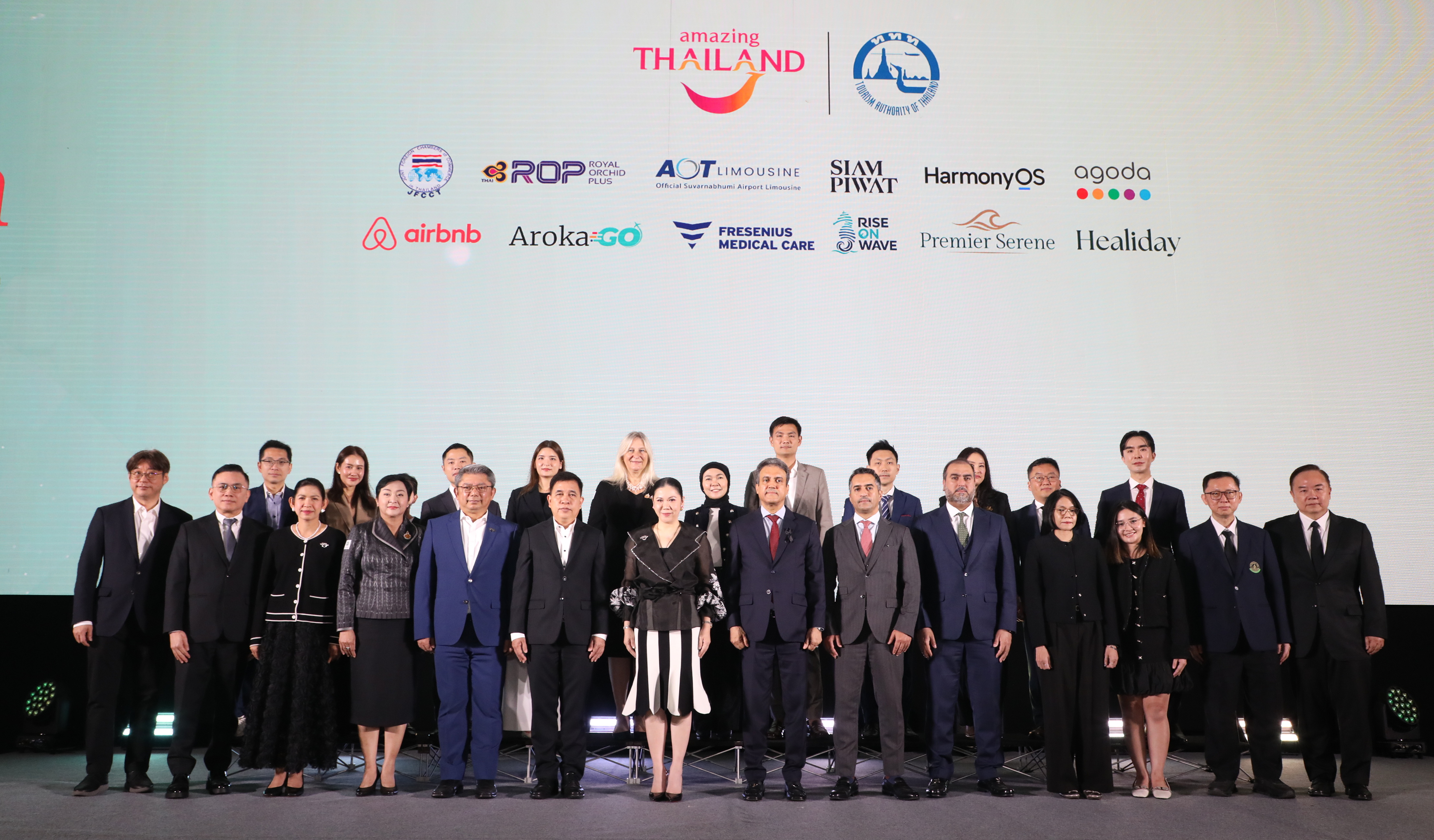 ททท. ร่วมเปิดโครงการ Thailand Health Excellence 2026 : The Next Chapter of Global Healing   เดินเกมรุกตลาดสุขภาพโลก ผนึกกำลังภาคท่องเที่ยว-การแพทย์––เวลเนส โชว์ศักยภาพไทยสู่การเป็น Global Health & Healing Destination