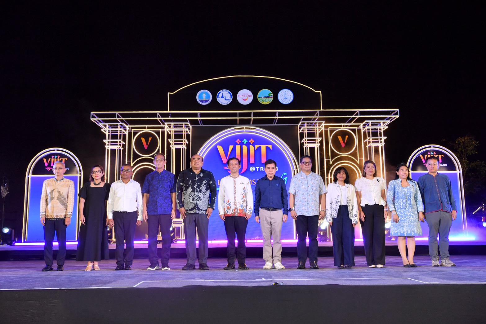 ททท. ปลุกมนต์เสน่ห์เมืองตรังใน “VIJIT Thailand @ตรัง” สาดแสงวัฒนธรรมแดนใต้ เนรมิตสวนสมเด็จพระศรีนครินทร์ 95 สู่ค่ำคืนแห่งสีสัน พร้อมขับเคลื่อนเศรษฐกิจยามค่ำคืน