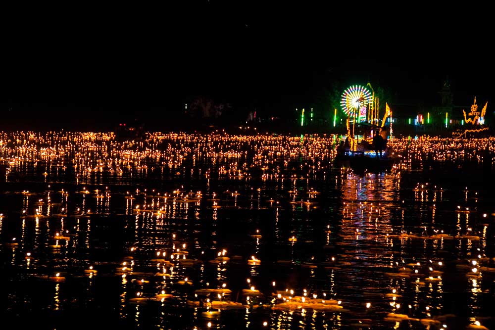 ประเพณีลอยกระทงกาบกล้วยเมืองแม่กลอง ประจำปี 2557