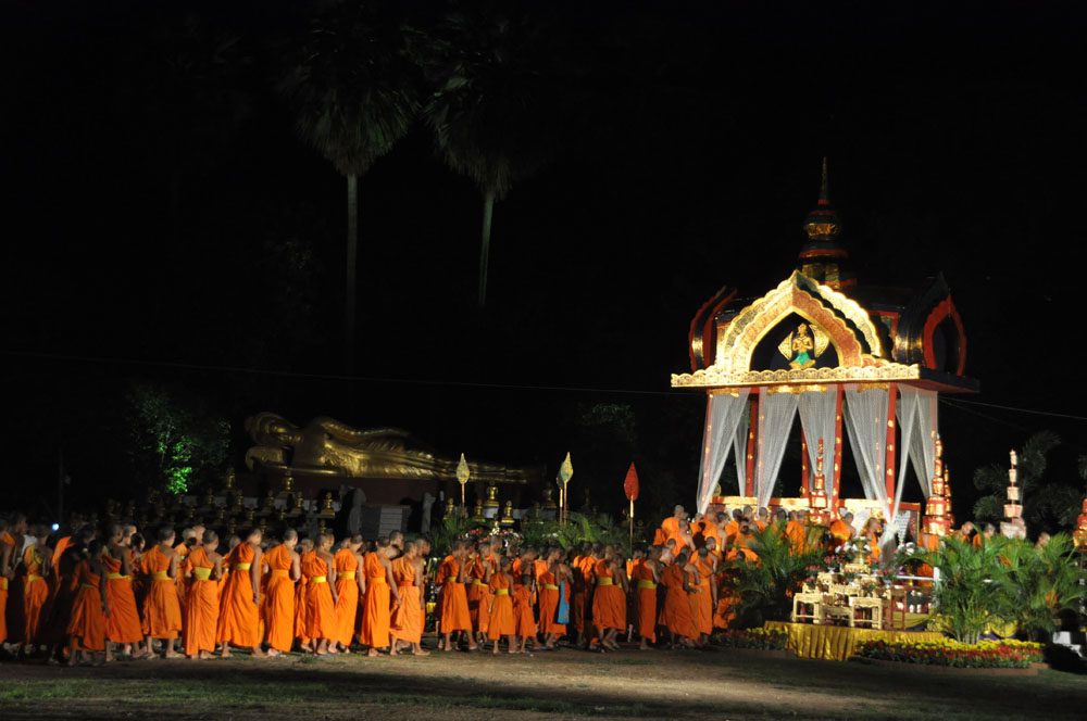 ททท. สำนักงานแพร่ ขอเชิญร่วมสืบสาน “งานอัฐมีบูชา” จังหวัดอุตรดิตถ์.