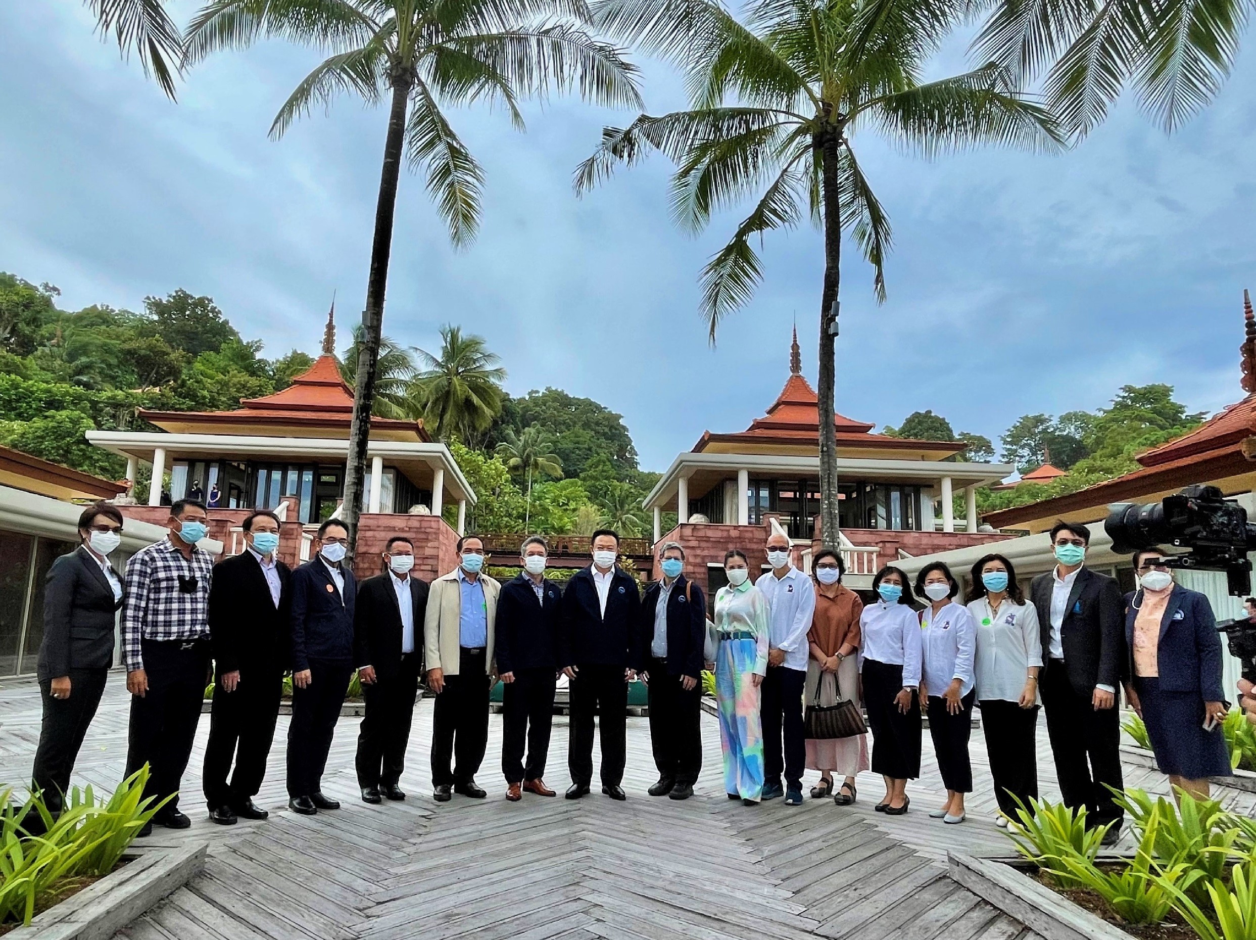 ททท. ผนึกกำลังกับเอกชนท่องเที่ยวภูเก็ต จัด Phuket Sandbox Workshop ระดมสมอง เตรียมต้อนรับนักท่องเที่ยวศักยภาพจากต่างประเทศต้นเดือนกรกฎาคมนี้