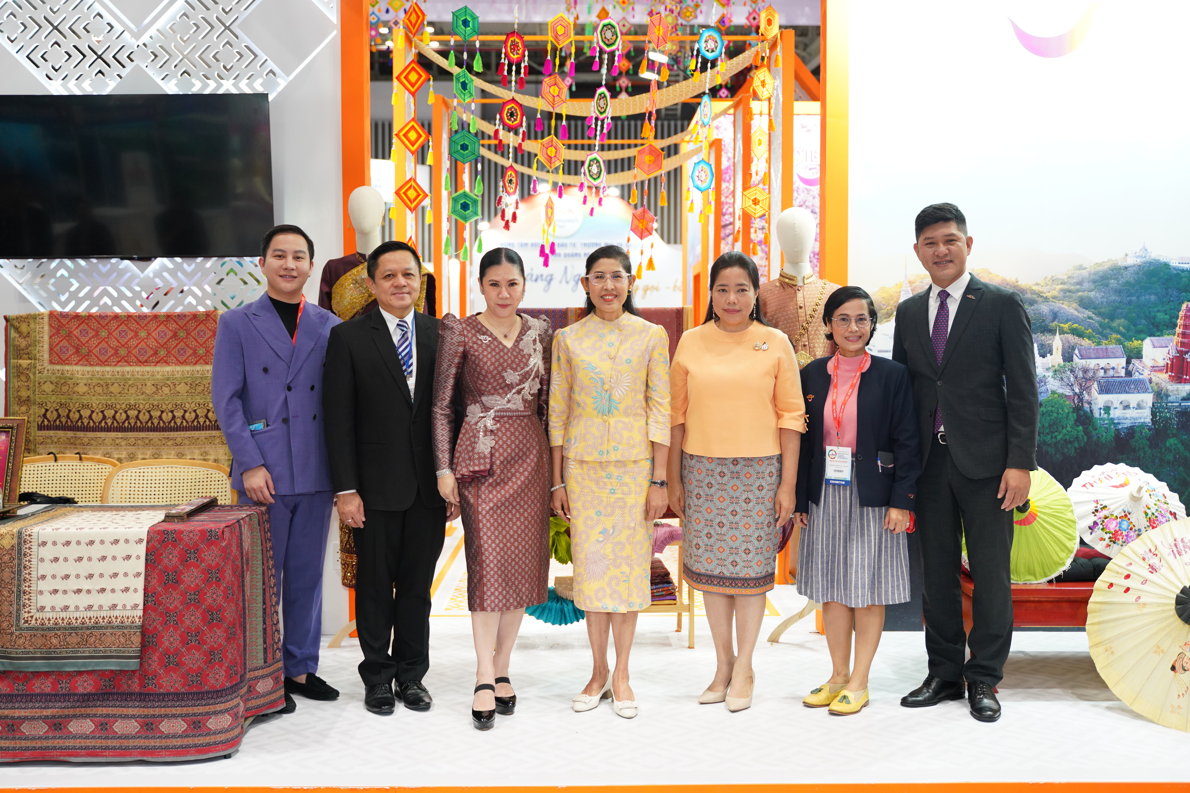 ททท. แท็กทีมผู้ประกอบการไทยบุกงาน ITE HCMC 2025 โชว์ศักยภาพท่องเที่ยวไทย ปูพรมบูสต์ขยายตลาดเวียดนามคุณภาพต่อเนื่อง ดันเป้าหมาย 9 แสนคนปี 69