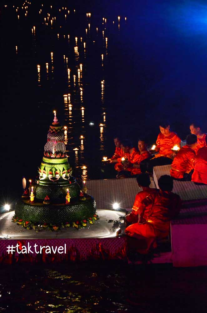 ลอยกระทงสายไหลประทีป ๑๐๐๐ ดวง ชิงถ้วยพระราชทานฯ