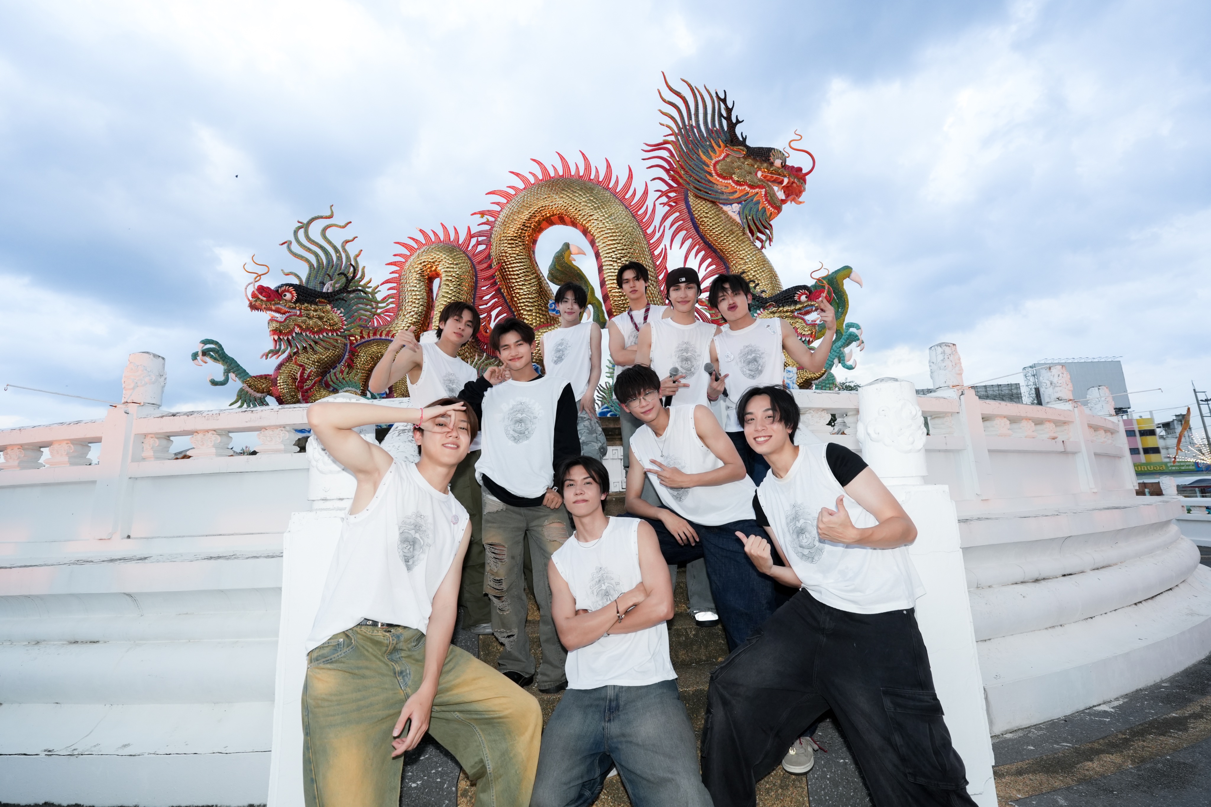 ททท. เดินหน้ากลยุทธ์ Fandom Tourism สนับสนุน “DICE บัสกิ้งทัวร์ทั่วไทย” และ “DICE 1st THAILAND FANCON TOUR” สร้างแรงบันดาลใจเดินทางท่องเที่ยวเชื่อมโยงเมืองหลัก-เมืองน่าเที่ยวทั่วไทย